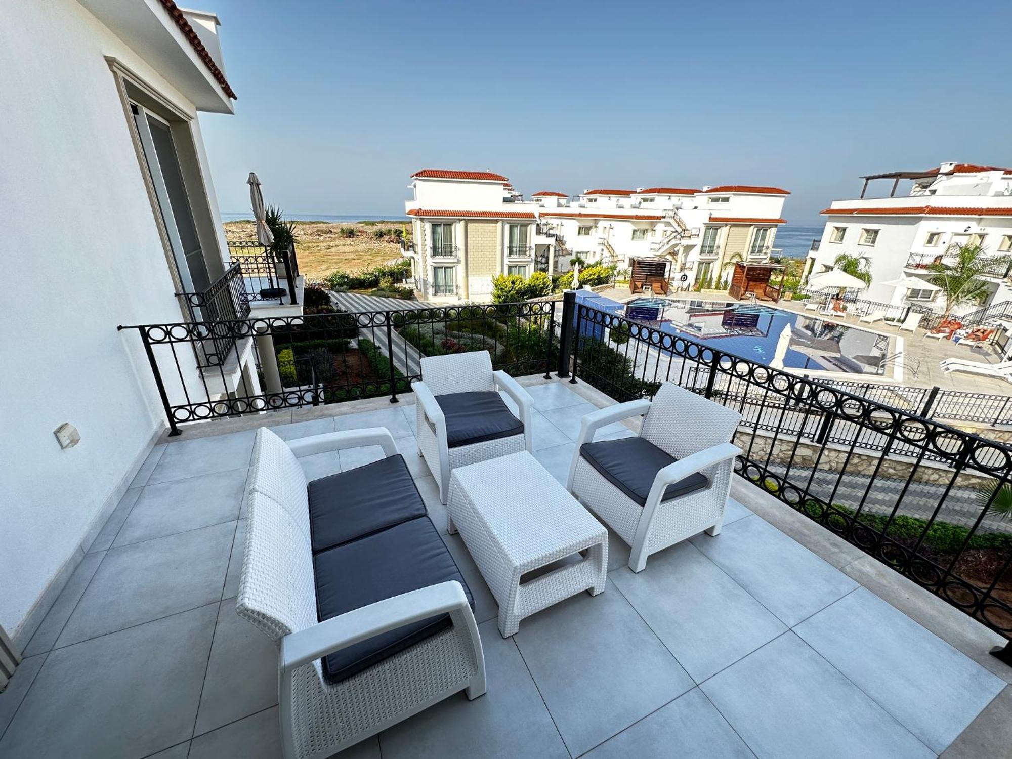 Carrington Holidays Kyrenia  Ngoại thất bức ảnh