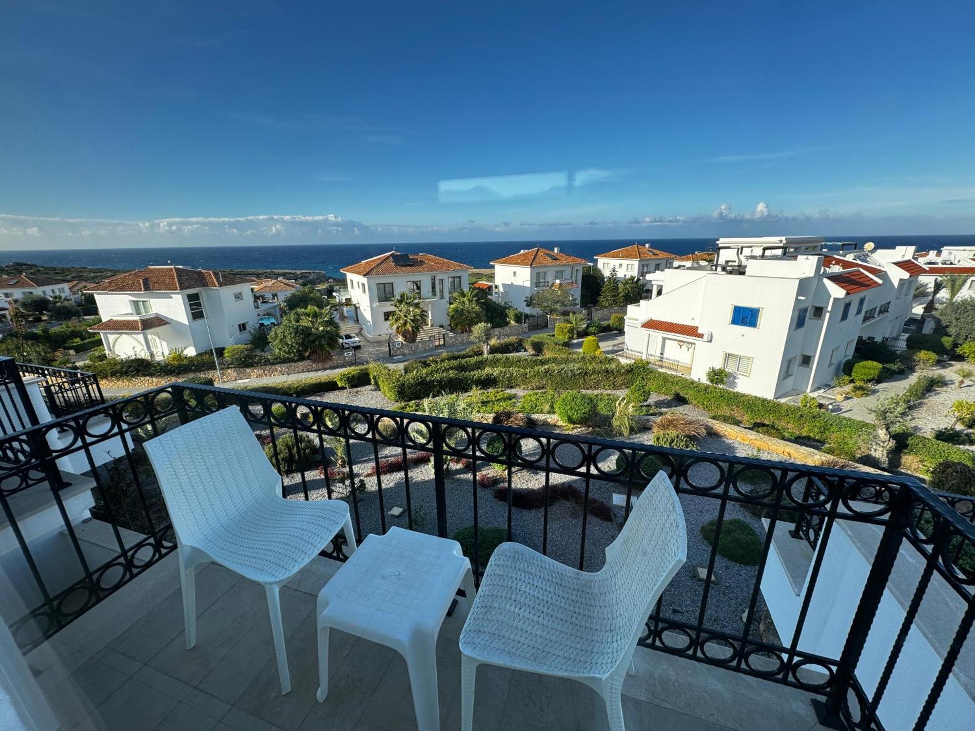 Carrington Holidays Kyrenia  Ngoại thất bức ảnh