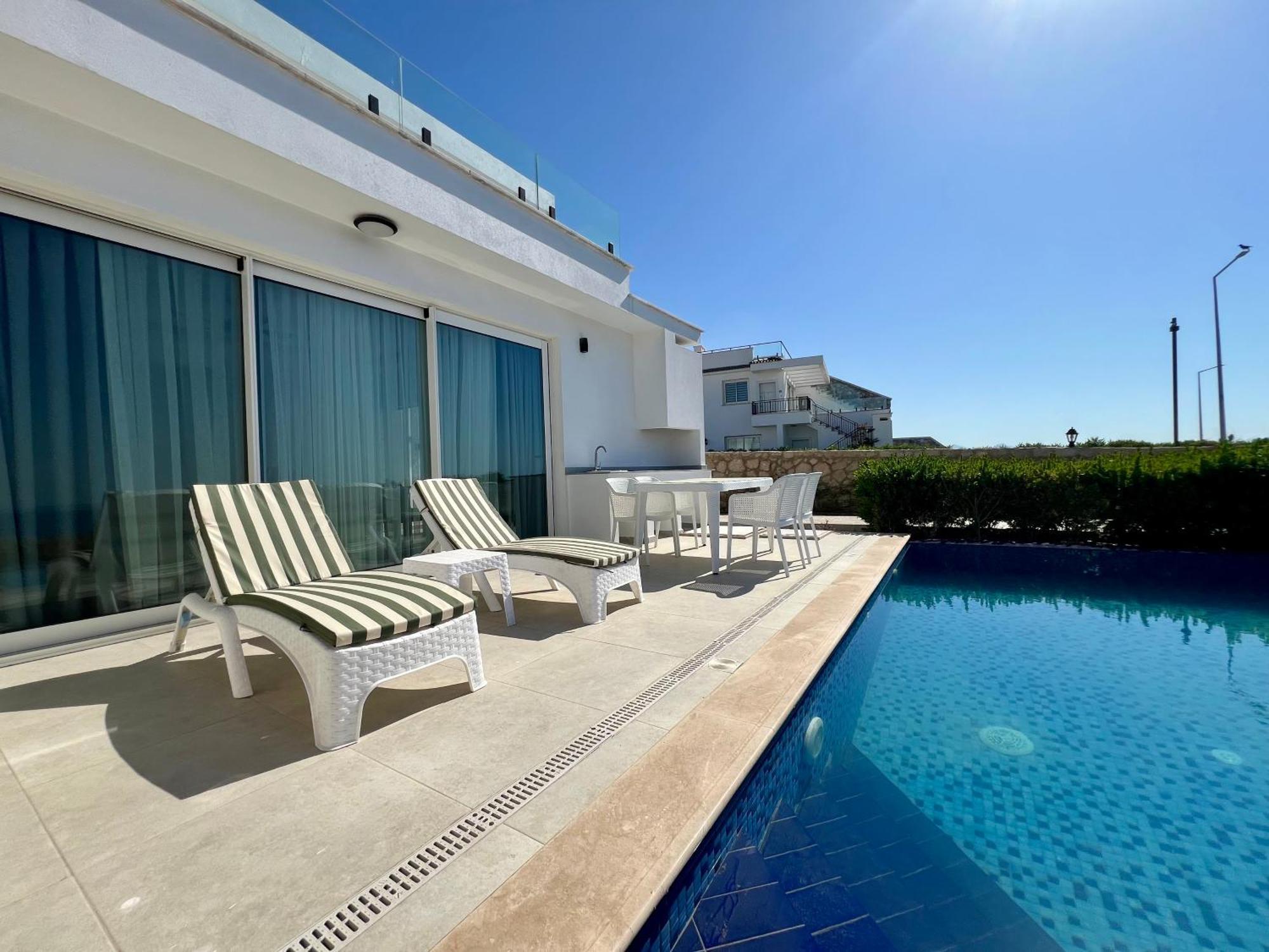 Carrington Holidays Kyrenia  Ngoại thất bức ảnh